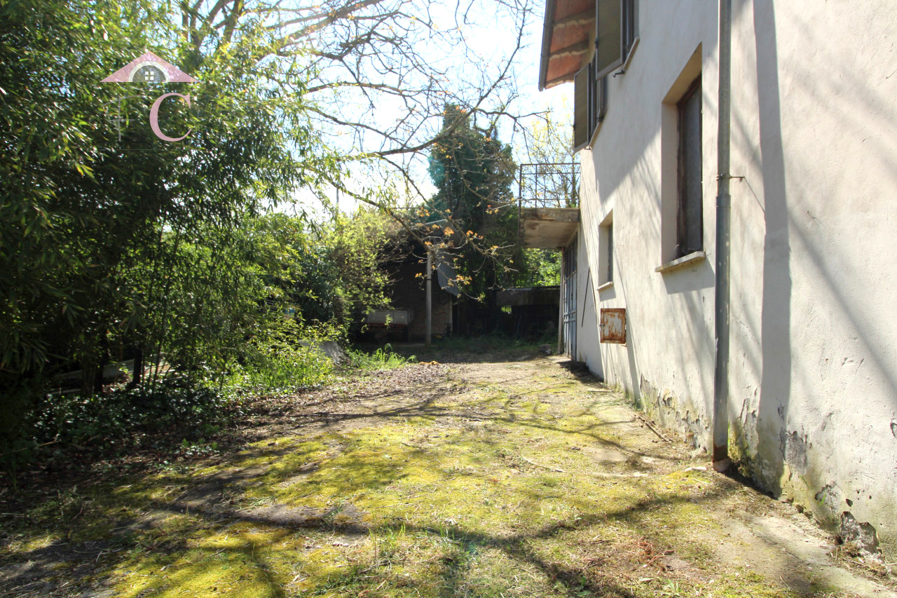 narni casa singola con terreno 12.jpg
